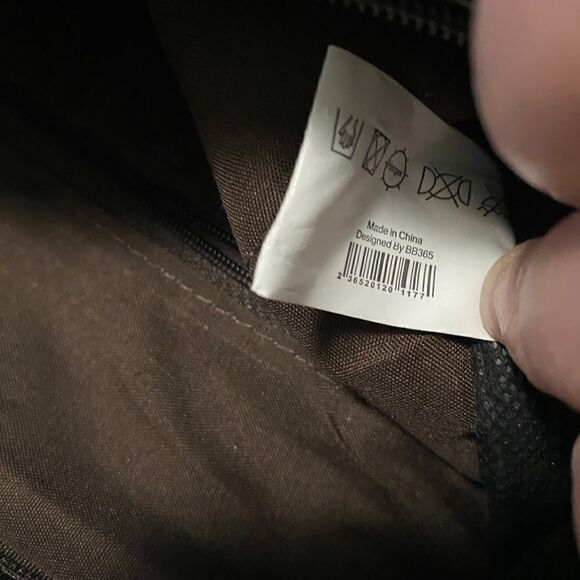 Chocolate Brown Patent Leather Handbag - Picture 8 of 11